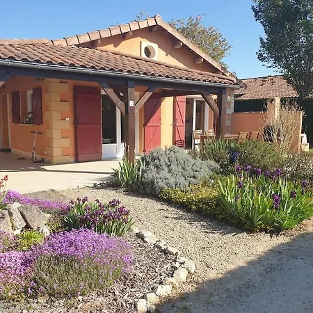 Holiday home Charmante Maison De - Domaine Les Forges