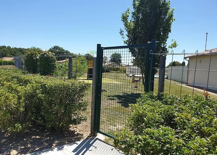 Сasa de vacaciones Charmante Maison De - Domaine Les Forges